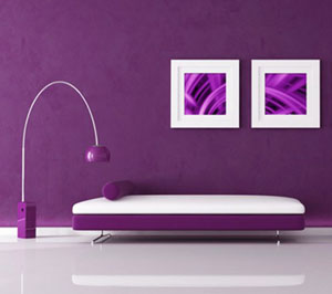 Фиолетовый цвет в интерьере: таинственность и благородство